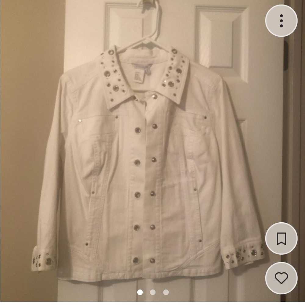 NWT Jean jacket with silver detailing